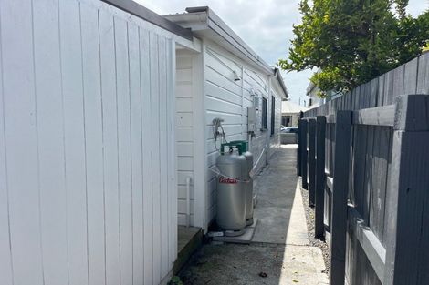 Photo of property in 151 Wellesley Road, Napier South, Napier, 4110