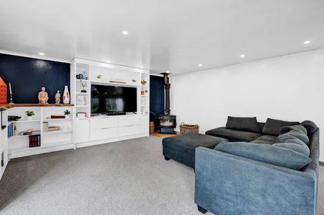 Photo of property in 330 Kelly Road, Lepperton, New Plymouth, 4373