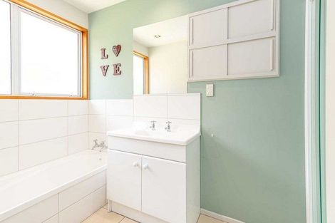 Photo of property in 11 Cascade Place, Sumner, Christchurch, 8081