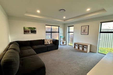 Photo of property in 8 Emeline Chapman Drive, Cracroft, Christchurch, 8022