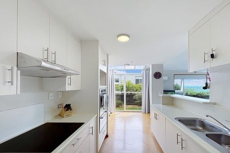 Photo of property in 2/4 Sulby Road, Cashmere, Christchurch, 8022