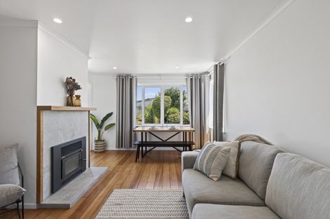 Photo of property in 10 Chard Street, Westown, New Plymouth, 4310