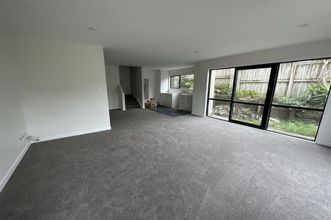 Photo of property in 12a Bluefin Way, West Harbour, Auckland, 0618