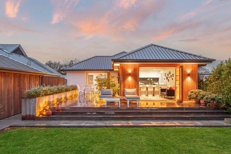 Photo of property in 43 Urunga Avenue, Strowan, Christchurch, 8052