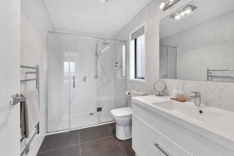 Photo of property in 132a Valley Road, Pukekohe, 2120