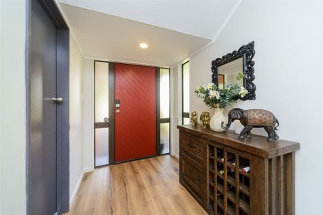 Photo of property in 120 Atawhai Road, Fitzherbert, Palmerston North, 4410