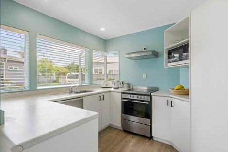 Photo of property in 1/105 Glendale Road, Glen Eden, Auckland, 0602