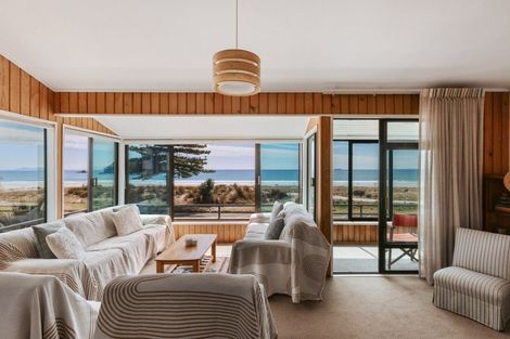 Photo of property in 69 Marine Parade, Mount Maunganui, 3116