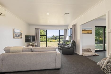 Photo of property in 227 Tipapakuku Road, Dannevirke, 4930