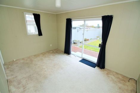 Photo of property in 8 Ngatuku Place, Tokoroa, 3420