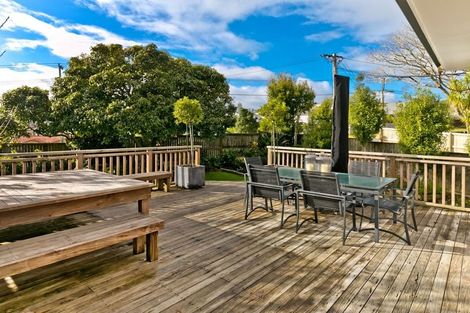 Photo of property in 51 Simpson Road, Ranui, Auckland, 0612