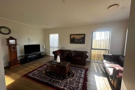 Photo of property in 5c Listack Drive, Flat Bush, Auckland, 2019