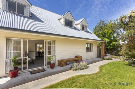 Photo of property in 2/196 England Street, Linwood, Christchurch, 8011