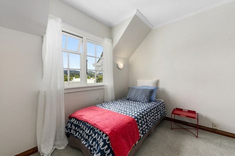 Photo of property in 10 Kellow Street, Wallaceville, Upper Hutt, 5018