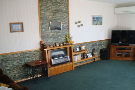 Photo of property in 23 Sutherland Road, Omarama, 9412