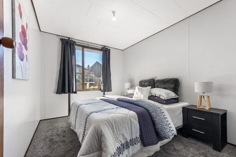 Photo of property in 510 Blockhouse Bay Road, Blockhouse Bay, Auckland, 0600