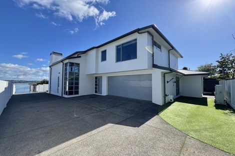 Photo of property in 16 Bucklands Beach Road, Bucklands Beach, Auckland, 2012