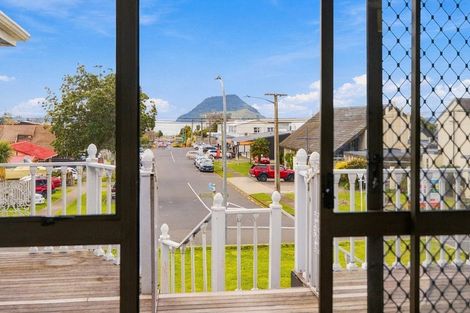Photo of property in 41 Seaview Road, Otumoetai, Tauranga, 3110