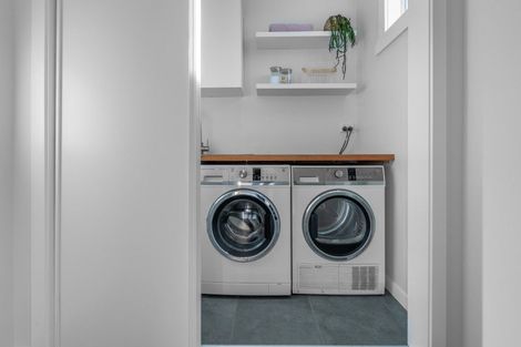 Photo of property in 156 Mackenzie Street, Winton, 9720