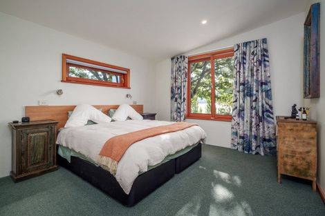 Photo of property in 337 Beacon Point Road, Wanaka, 9305