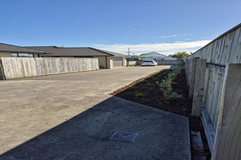 Photo of property in 151b Bartholomew Road, Levin, 5510