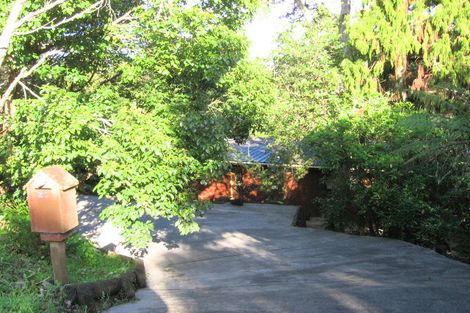 Photo of property in 23 Victory Road, Laingholm, Auckland, 0604