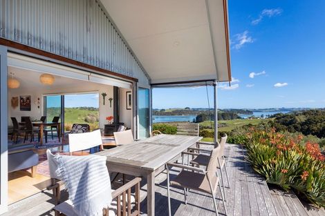 Photo of property in 241d Heatley Road, Whakapirau, Maungaturoto, 0583