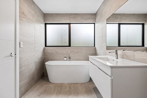 Photo of property in 79 Aynsley Terrace, Hillsborough, Christchurch, 8022