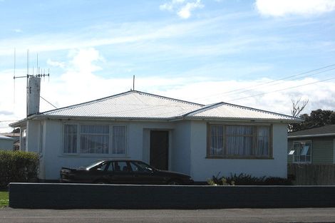 Photo of property in 204 Puriri Street, Castlecliff, Whanganui, 4501