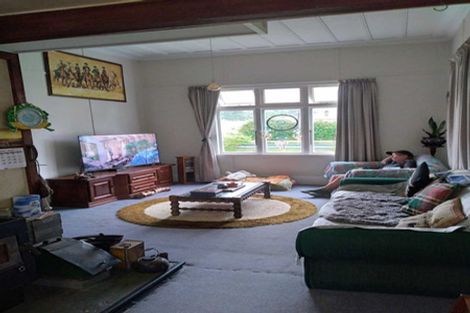 Photo of property in 28 Huia Street, Ohura, 3926