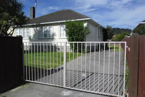 Photo of property in 54 Molesworth Street, Taita, Lower Hutt, 5011