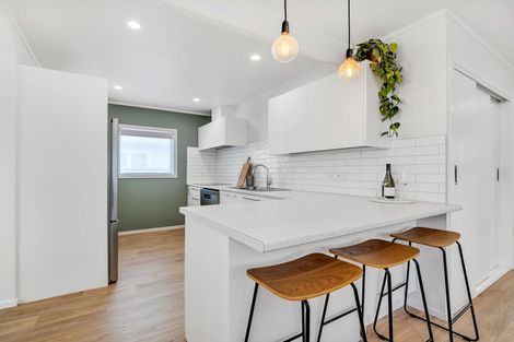 Photo of property in 15 Barry Avenue, Whakatane, 3120