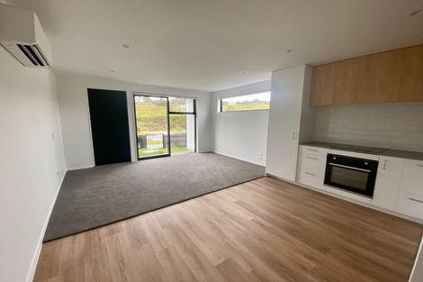 Photo of property in 16 Tuputupu Drive, Kumeu, 0810