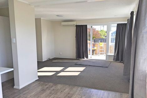 Photo of property in 14 Doreen Street, Aranui, Christchurch, 8061