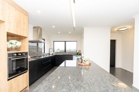 Photo of property in 27 Earp Crescent, Chartwell, Hamilton, 3210