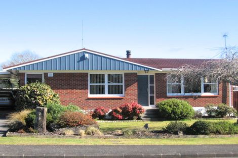 Photo of property in 9 Alf Walker Place, Papakura, 2110