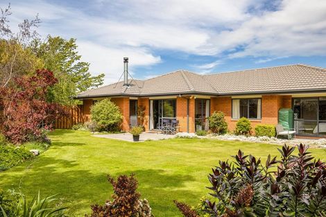 Photo of property in 8 Clifford Place, Amberley, 7410