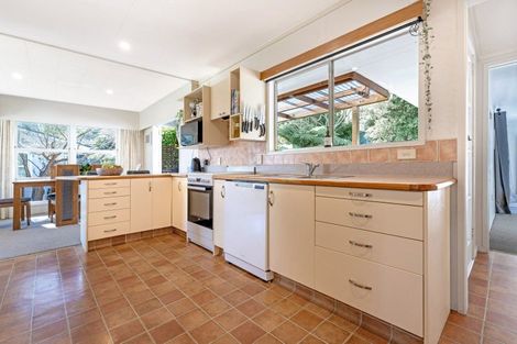 Photo of property in 53 Seddon Crescent, Whataupoko, Gisborne, 4010