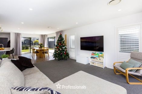 Photo of property in 13 Castletown Street, Wallaceville, Upper Hutt, 5018