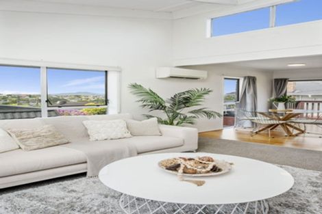 Photo of property in 1/125 Forrest Hill Road, Forrest Hill, Auckland, 0620