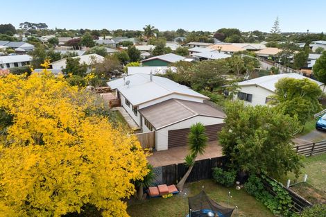 Photo of property in 15b Doncaster Drive, Papamoa Beach, Papamoa, 3118