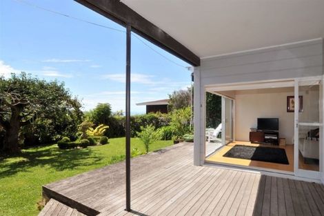 Photo of property in 1/42 Seacliffe Avenue, Belmont, Auckland, 0622