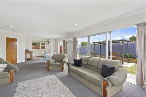 Photo of property in 27a Doreen Street, Aranui, Christchurch, 8061