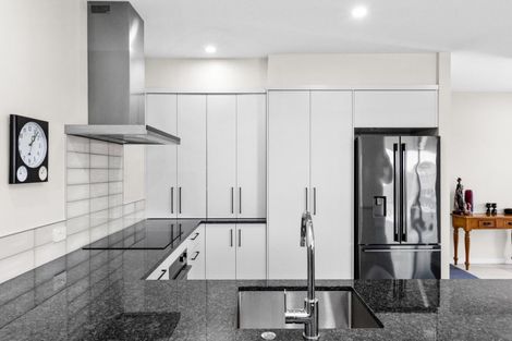 Photo of property in 20 Arihi Crescent, Frimley, Hastings, 4120