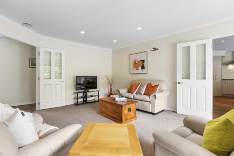 Photo of property in 10 Beachwood Drive, Hatfields Beach, Orewa, 0931