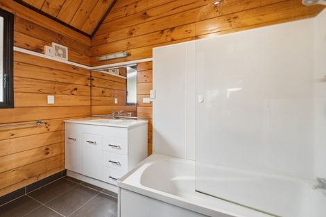 Photo of property in 6 Iles Road, Lynmore, Rotorua, 3010