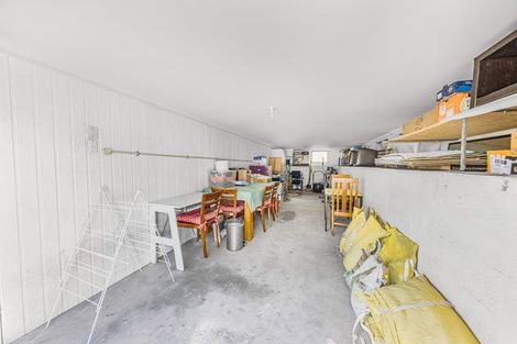 Photo of property in 4233 Great North Road, Glendene, Auckland, 0602