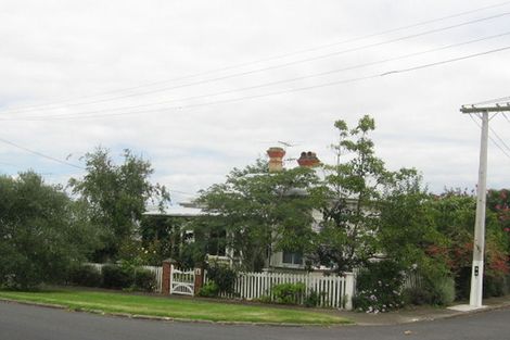 Photo of property in 4 Symonds Street, Onehunga, Auckland, 1061