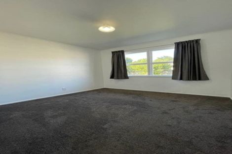 Photo of property in 8 Robert Grigg Place, Hamilton East, Hamilton, 3216