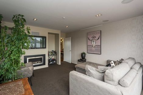 Photo of property in 33 Reginald Street, Burwood, Christchurch, 8083